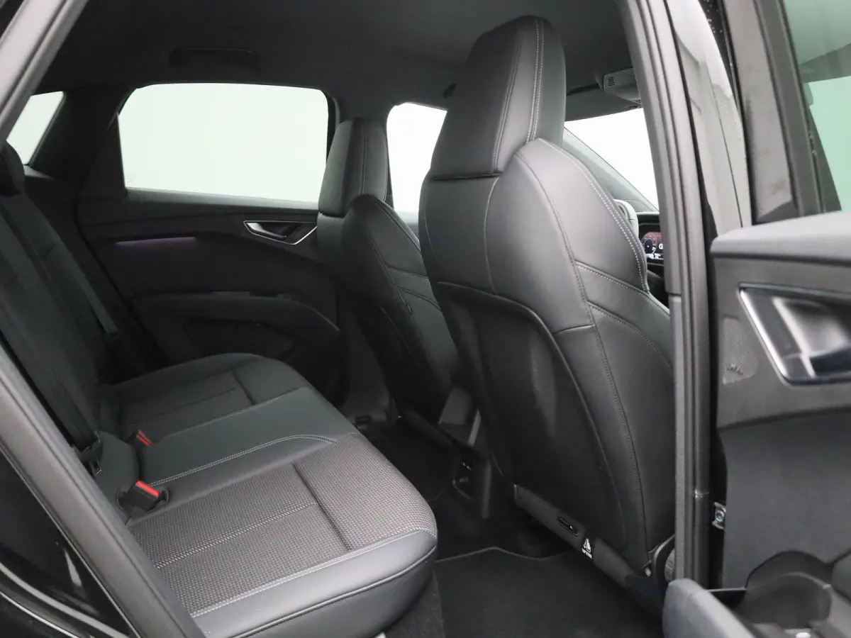 45 quattro S Edition 82 kWh l Adaptive Cruise Control l MMI navigatie plus MMI touch l SONOS Premium l Stoelverwarming voorin l Apple Carplay / Android Auto l Lichtpakket plus ambient light 