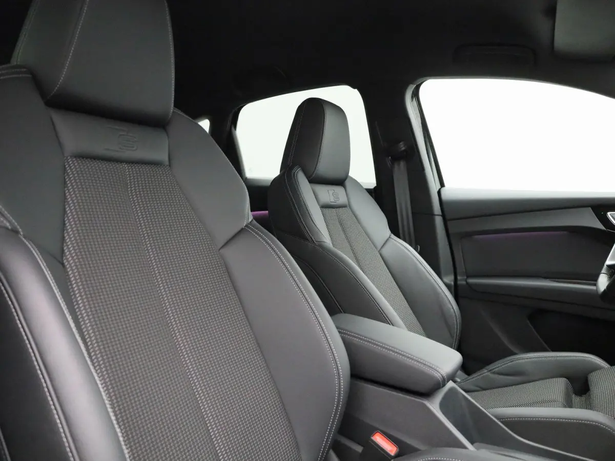 45 quattro S Edition 82 kWh l Adaptive Cruise Control l MMI navigatie plus MMI touch l SONOS Premium l Stoelverwarming voorin l Apple Carplay / Android Auto l Lichtpakket plus ambient light 