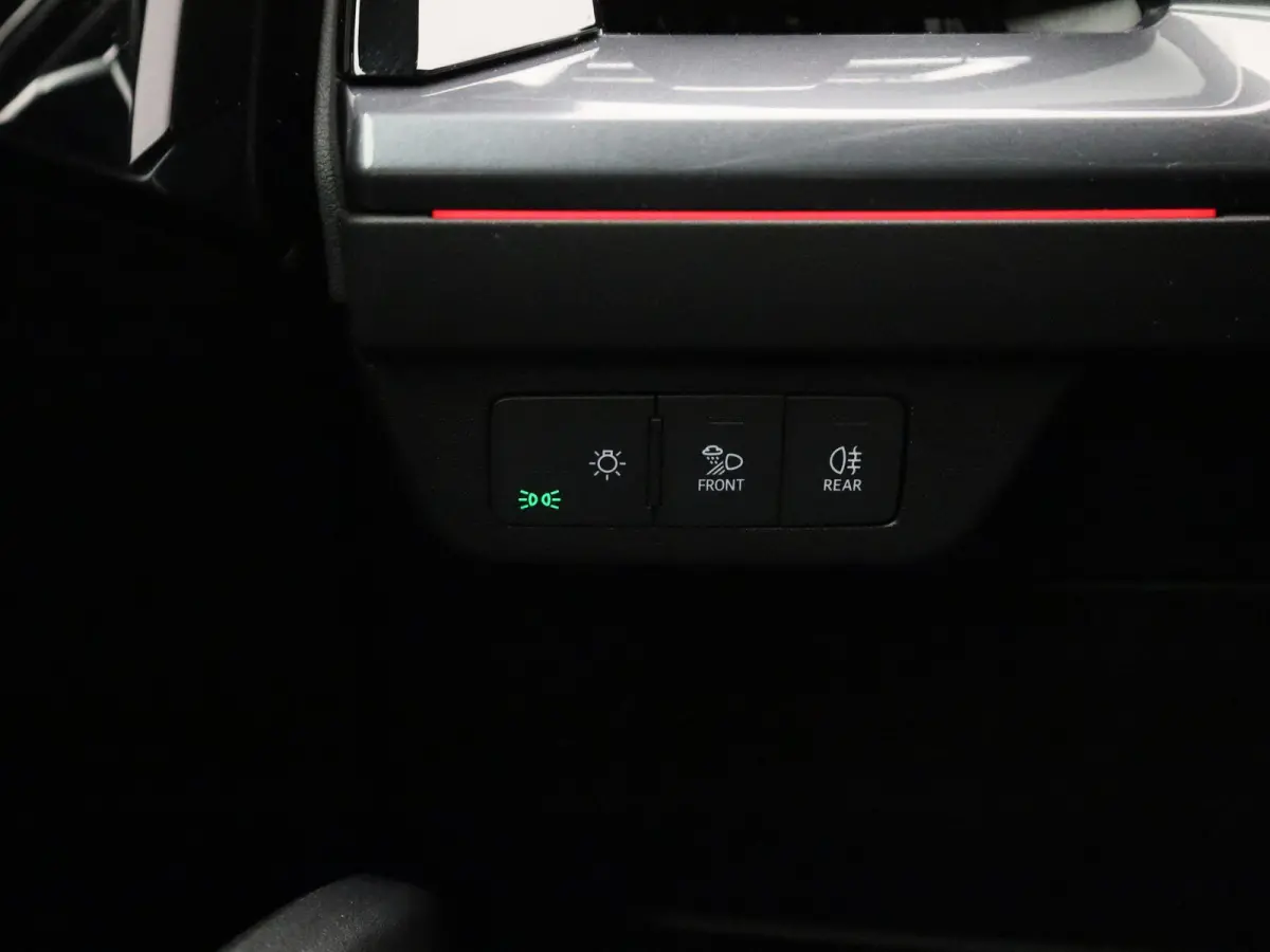 45 quattro S Edition 82 kWh l Adaptive Cruise Control l MMI navigatie plus MMI touch l SONOS Premium l Stoelverwarming voorin l Apple Carplay / Android Auto l Lichtpakket plus ambient light 