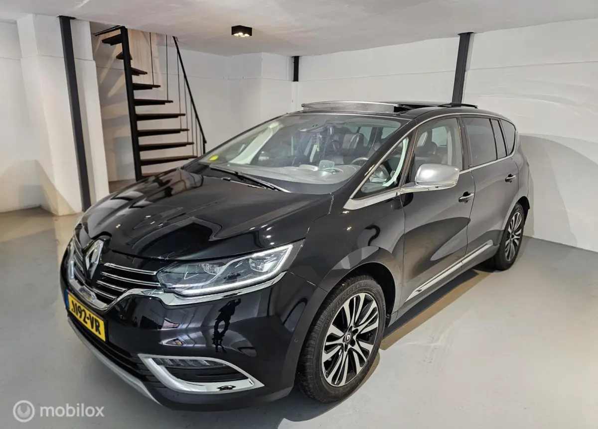 1.6 dCi Initiale Paris 7p. Zwart