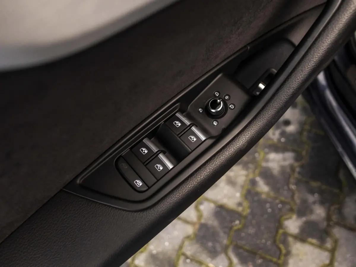 2.0 TFSI MHEV quattro Sport S line black edition |3x S-line|Camera|cruise controle|automatische airco|stoelverwarming