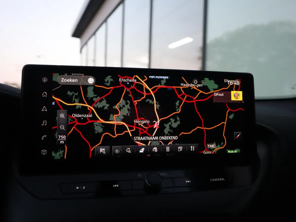 1.6 Hybrid N-Connecta | Parkeercamera | Navigatie |
