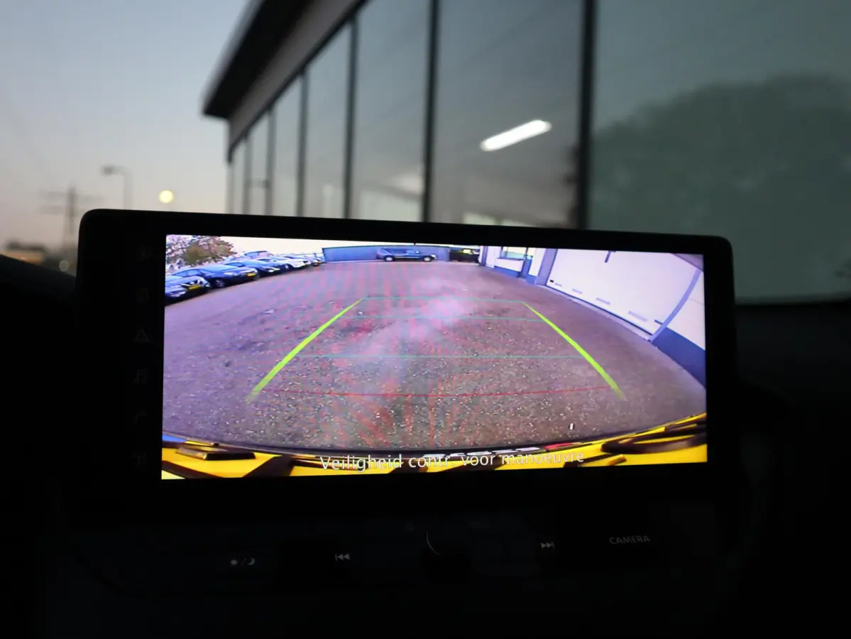1.6 Hybrid N-Connecta | Parkeercamera | Navigatie |