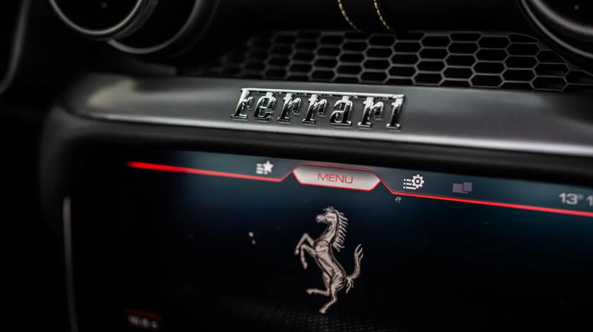 3.9 V8 HELE Daytona GARANTIE 2027 Subliem
