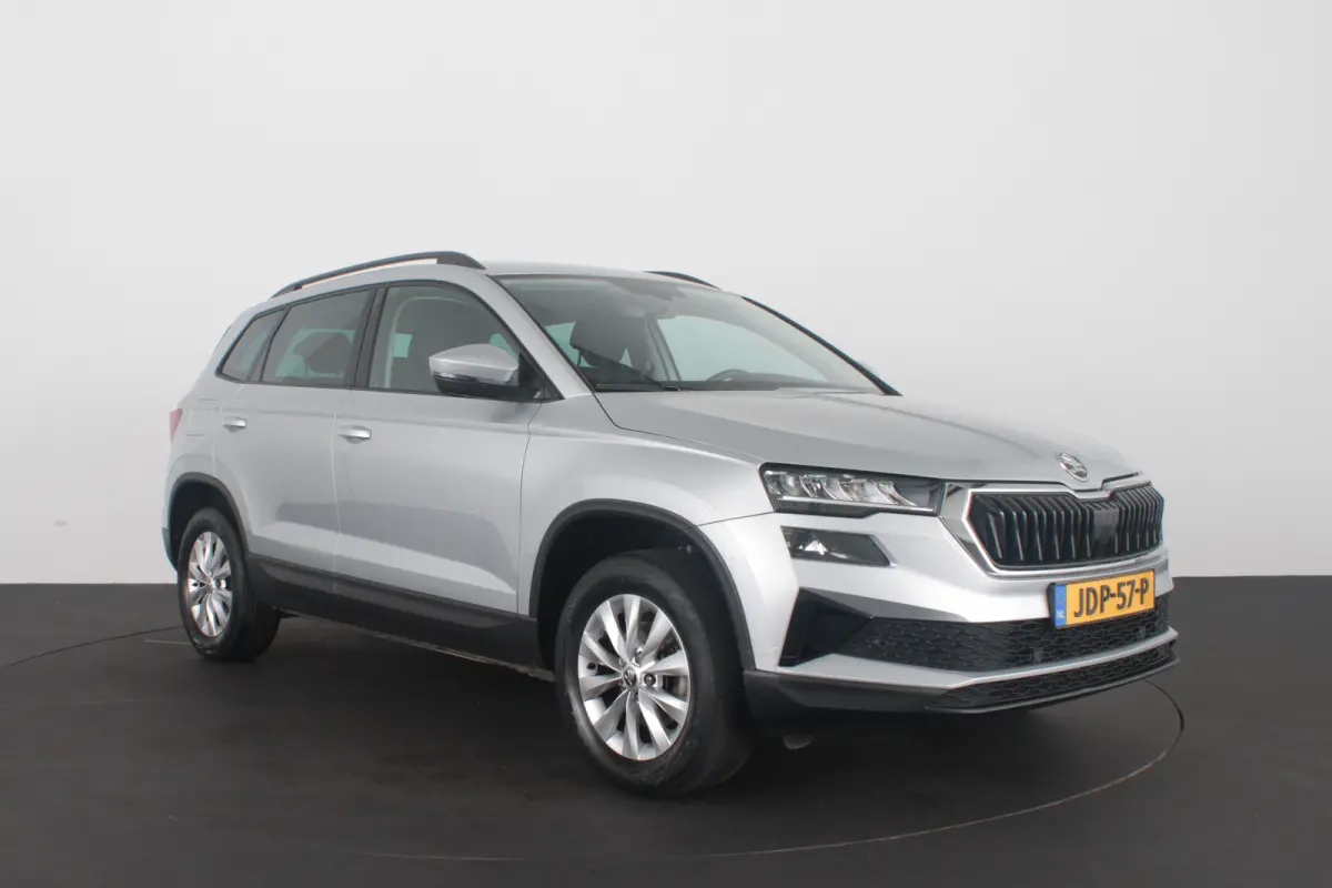 1.0 TSI Business Edition > Camera/Navi/Comfort-pakket/keyless...