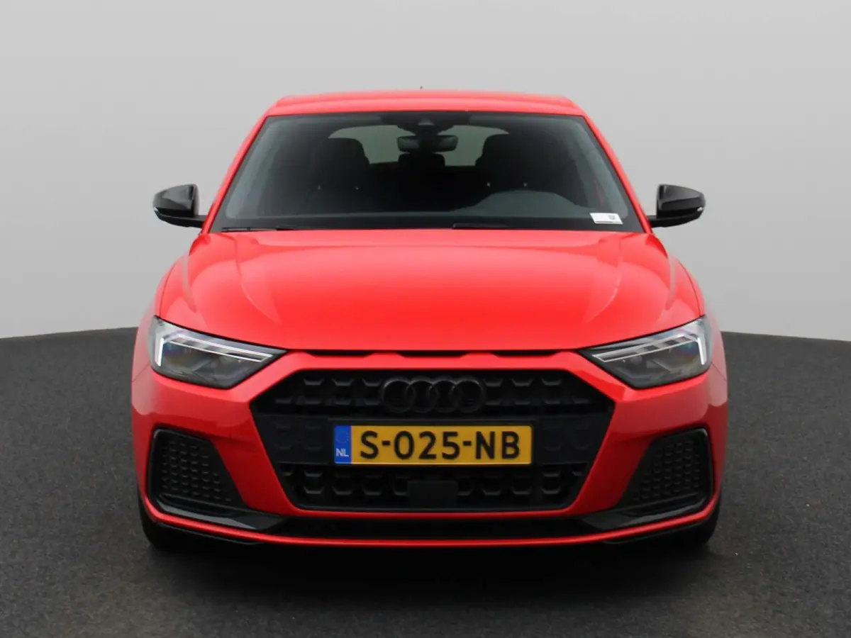 25 TFSI Advanced Edition 95 PK | Demo | S-line | Virtual cockpit | LED | Climate control | Cruise control | Privacy glas | Lichtmetalen velgen |