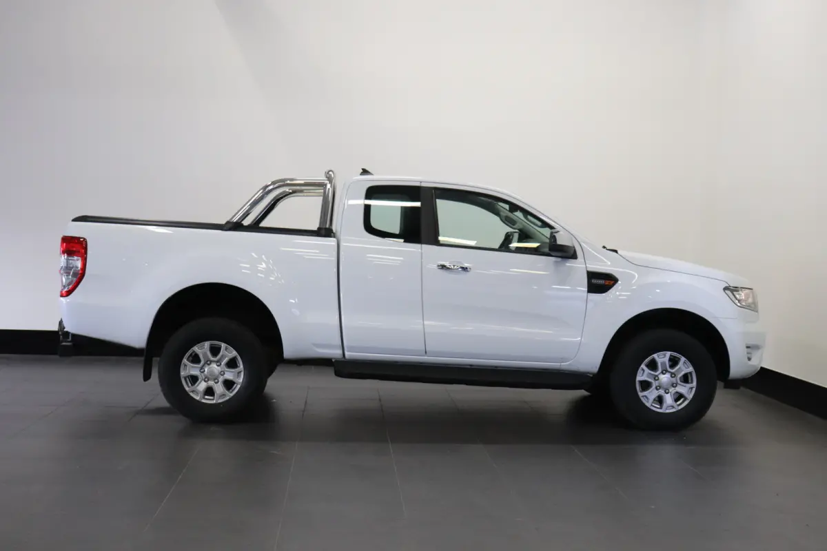 2.0 EcoBlue XLT 170PK 4X4 SuperCab EURO 6 - A/C Climate - Navi - Cruise - Trekhaak - € 19.950,- Excl.
