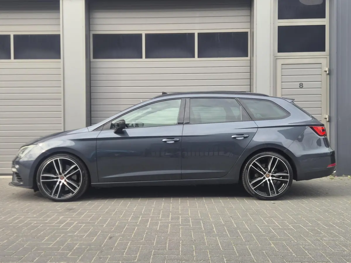 2.0 TSI 4DRIVE CUPRA Pano/ACC/Beats/Virtual/Led