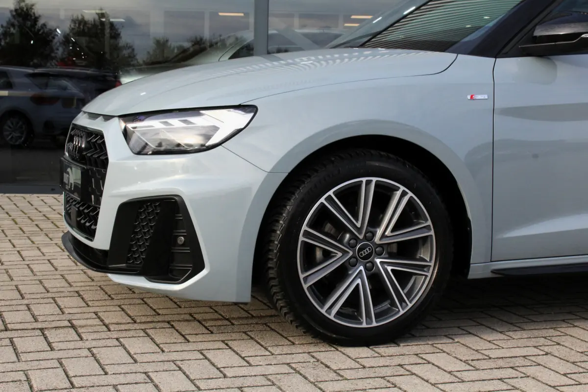 35 TFSI 150pk S-Line LED KEYLESS ACC 24024KM!