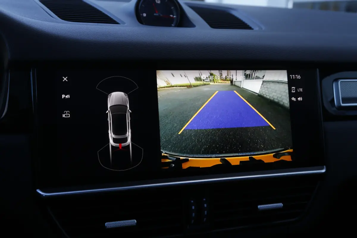 3.0 E-Hybrid Platinum Edition*BTW*Perfect Porsche Onderh.*1ste Eig*Krijt*PASM Luchtvering/PDCC/PDLS/Sportuitlaat/Pano/Bose/Sport Chrono/Sfeer/Stoelverw./Camera/Keyless Entry+go/Memorie/Elek.