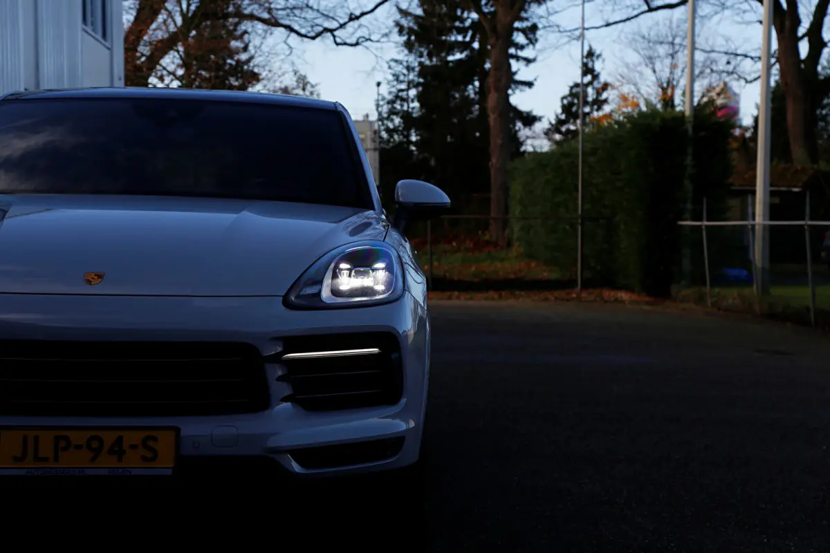 3.0 E-Hybrid Platinum Edition*BTW*Perfect Porsche Onderh.*1ste Eig*Krijt*PASM Luchtvering/PDCC/PDLS/Sportuitlaat/Pano/Bose/Sport Chrono/Sfeer/Stoelverw./Camera/Keyless Entry+go/Memorie/Elek.