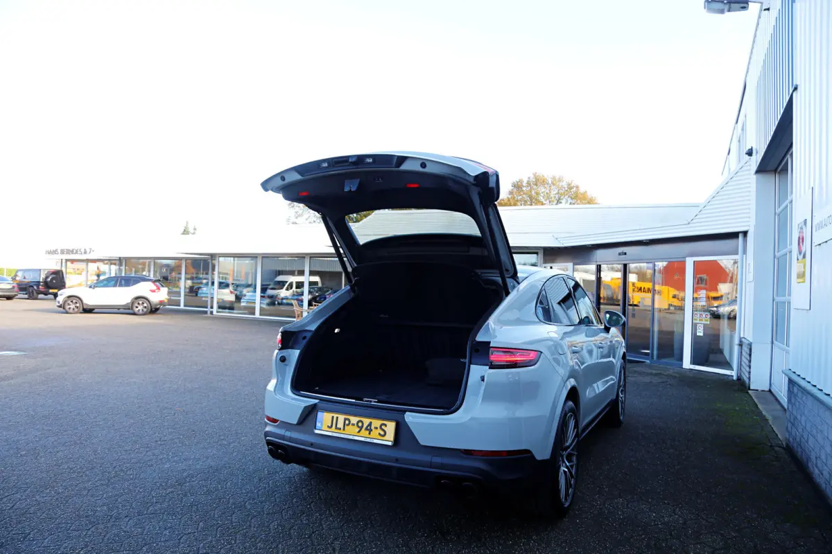 3.0 E-Hybrid Platinum Edition*BTW*Perfect Porsche Onderh.*1ste Eig*Krijt*PASM Luchtvering/PDCC/PDLS/Sportuitlaat/Pano/Bose/Sport Chrono/Sfeer/Stoelverw./Camera/Keyless Entry+go/Memorie/Elek.