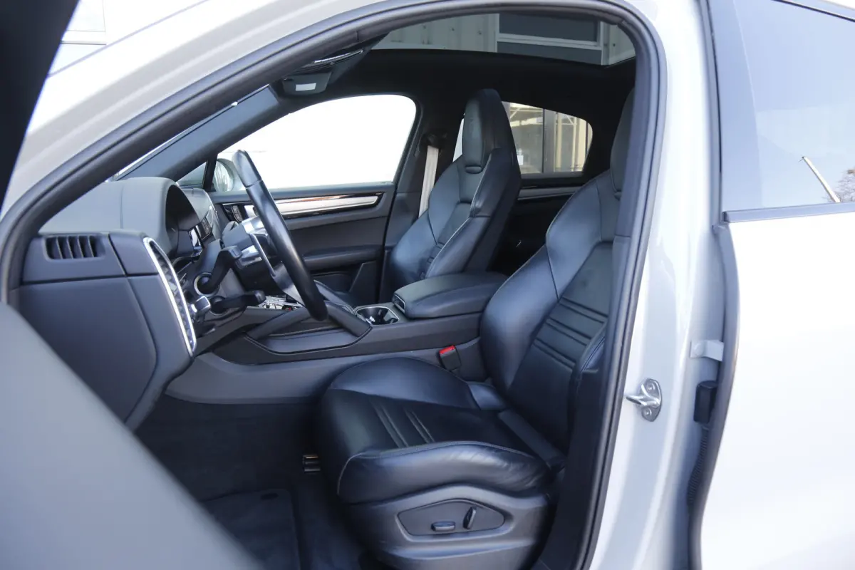 3.0 E-Hybrid Platinum Edition*BTW*Perfect Porsche Onderh.*1ste Eig*Krijt*PASM Luchtvering/PDCC/PDLS/Sportuitlaat/Pano/Bose/Sport Chrono/Sfeer/Stoelverw./Camera/Keyless Entry+go/Memorie/Elek.
