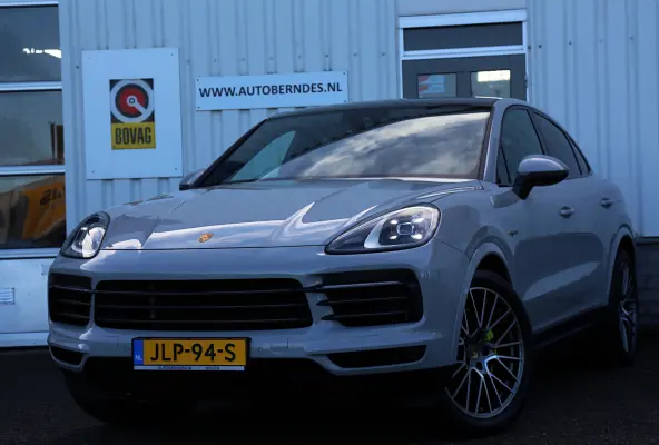 3.0 E-Hybrid Platinum Edition*BTW*Perfect Porsche Onderh.*1ste Eig*Krijt*PASM Luchtvering/PDCC/PDLS/Sportuitlaat/Pano/Bose/Sport Chrono/Sfeer/Stoelverw./Camera/Keyless Entry+go/Memorie/Elek.