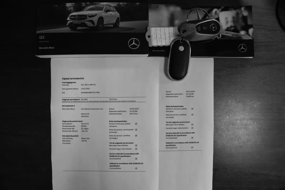 4MATIC Plug in hybride PHEV*Perfect MB Onderh.*1ste Eig.*BTW*Luchtvering/Pano/Elek. Trekhaak/ACC/Stoelverw./Stuurverw./Dodehoek/LED/Camera/Apple Carplay-Android/Parkeersens.V+A/18 inch LM*