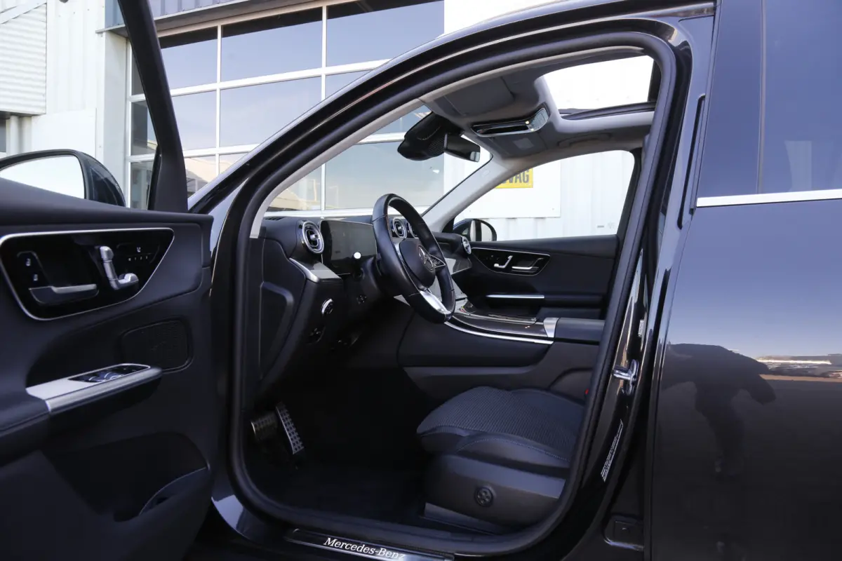 4MATIC Plug in hybride PHEV*Perfect MB Onderh.*1ste Eig.*BTW*Luchtvering/Pano/Elek. Trekhaak/ACC/Stoelverw./Stuurverw./Dodehoek/LED/Camera/Apple Carplay-Android/Parkeersens.V+A/18 inch LM*