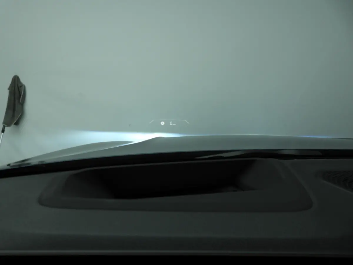 330d xDrive | M-Sportpakket | LED | Leder | HUD | Schuifdak | Trekhaak | Elektr. zetels | DAB | Harman-kardon sound | Alu 19 inch