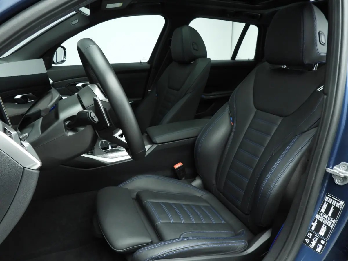 330d xDrive | M-Sportpakket | LED | Leder | HUD | Schuifdak | Trekhaak | Elektr. zetels | DAB | Harman-kardon sound | Alu 19 inch