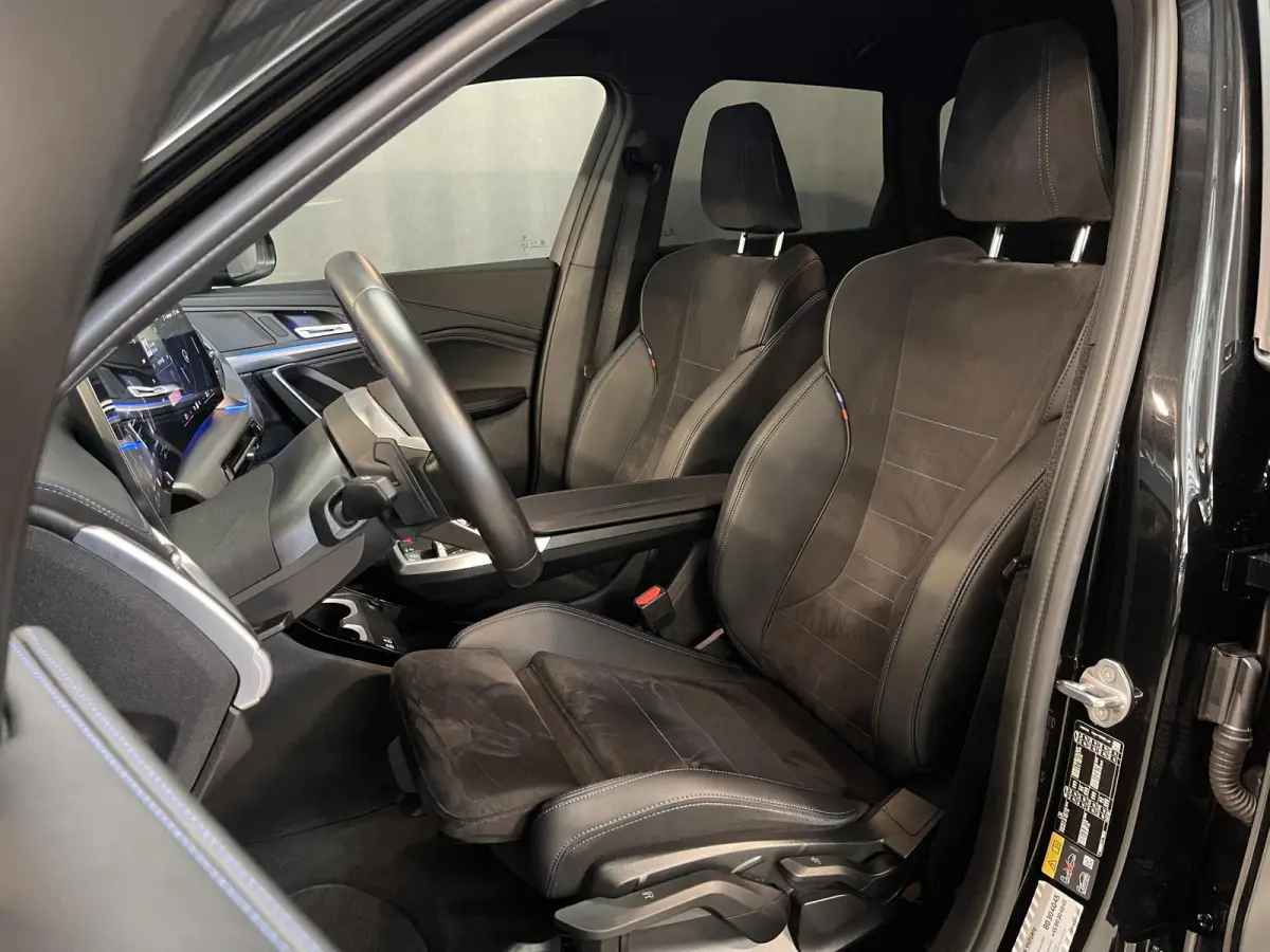 xDrive 25e M-Sport Shadow Line 18''/Sportstoelen/Keyless/Stoelverwarming/Camera/Elektrisch klep