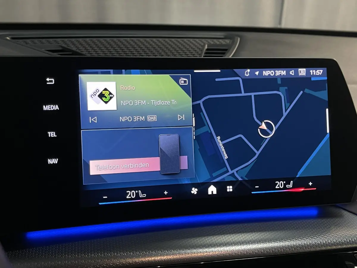 xDrive 25e M-Sport Shadow Line 18''/Sportstoelen/Keyless/Stoelverwarming/Camera/Elektrisch klep
