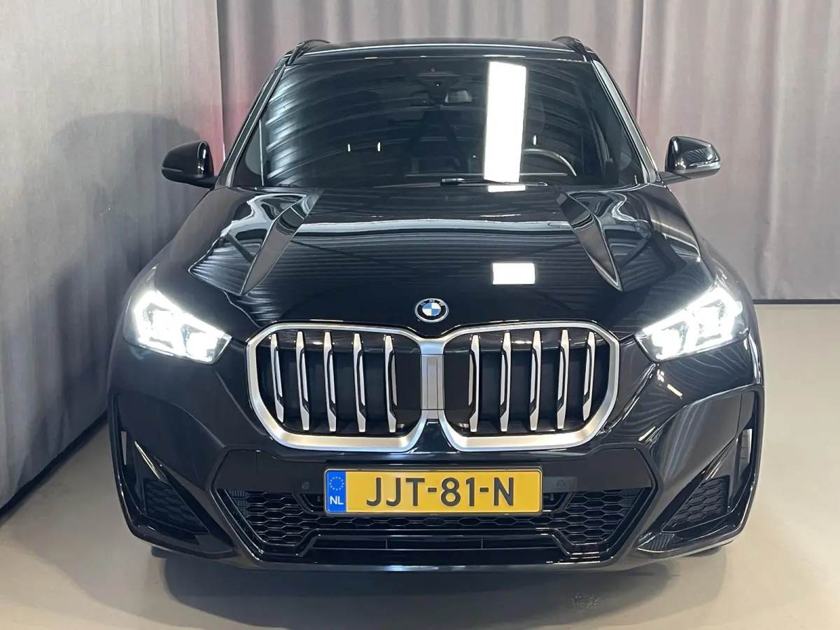 xDrive 25e M-Sport Shadow Line 18''/Sportstoelen/Keyless/Stoelverwarming/Camera/Elektrisch klep
