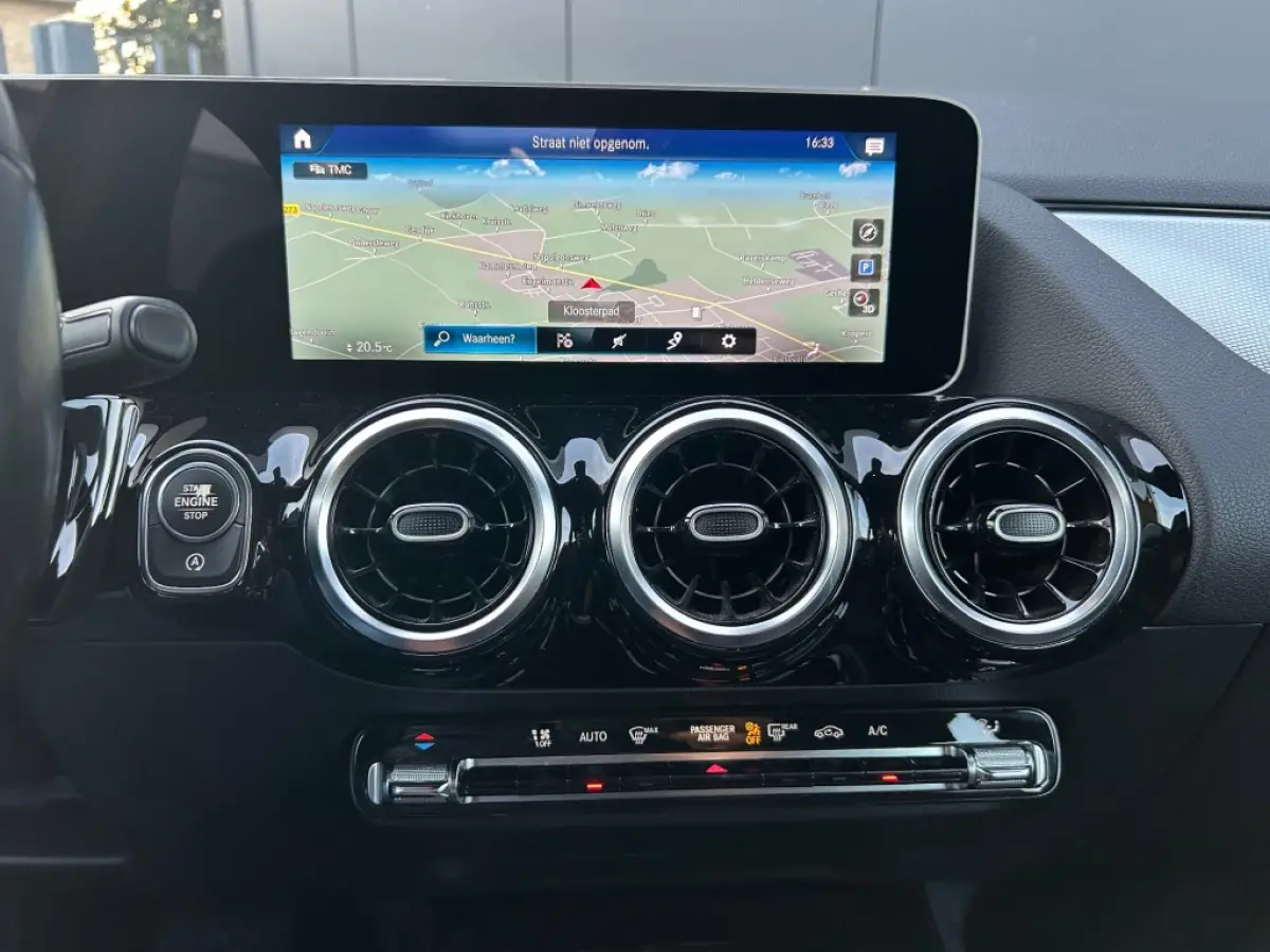 B 180 Aut. LED Sportstoel Camera Navi Cruise PDC Trekhaak NL-auto