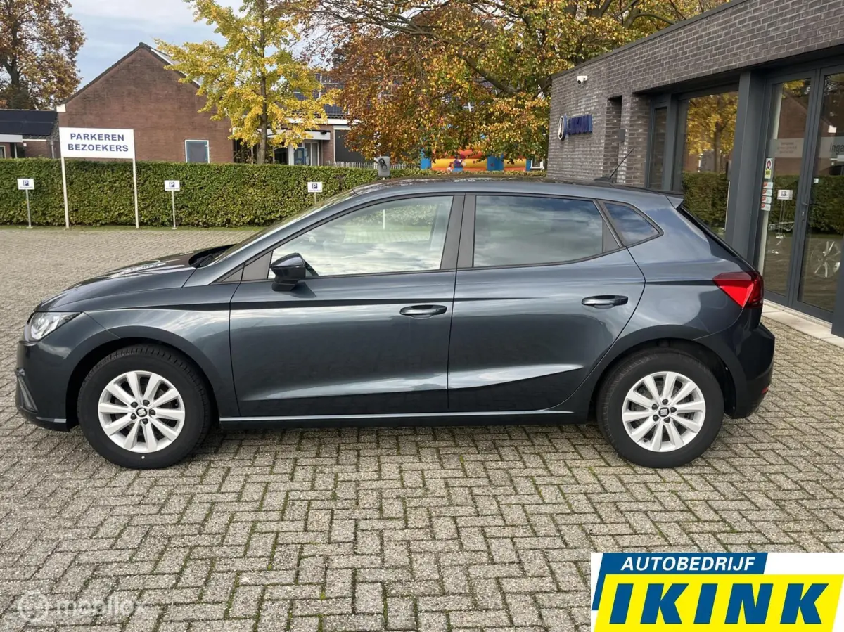 1.0 TSI Style Business Intense