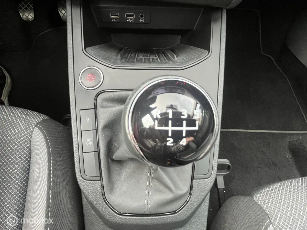 1.0 TSI Style Business Intense