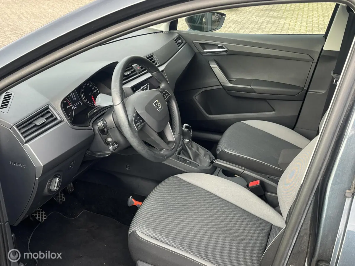 1.0 TSI Style Business Intense