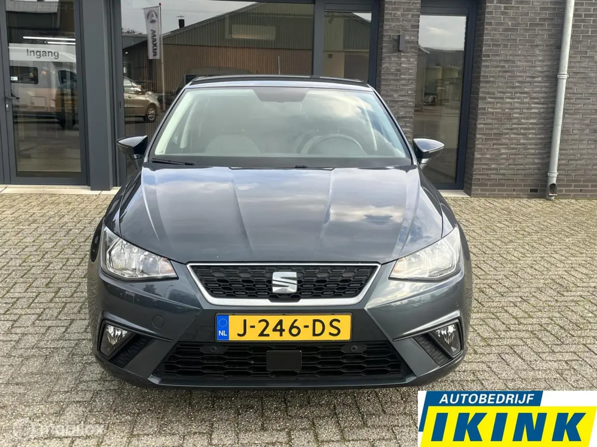 1.0 TSI Style Business Intense
