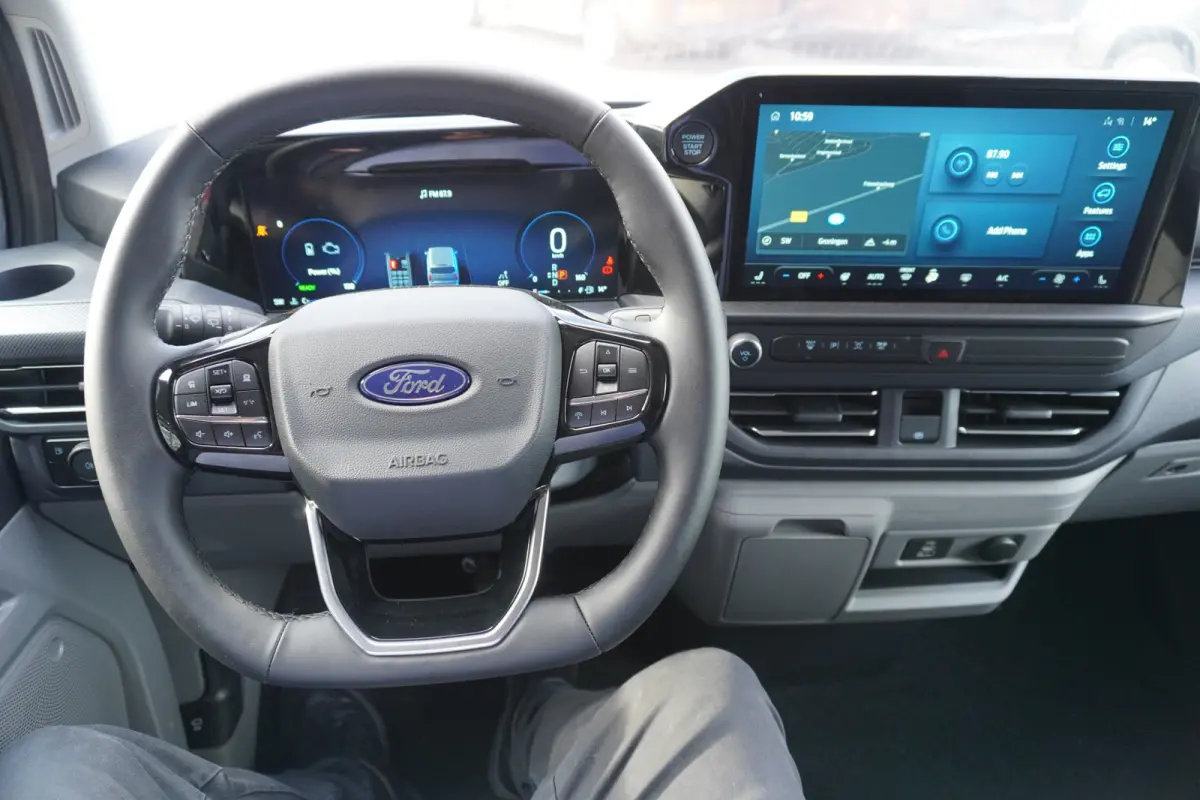 320L 2.5 PHEV 233PK L2H1 Limited 8 Persoons PHEV Automaat Nr. V024 | Hybride | Airco | Adap. Cruise | Navigatie | Schuifdeur L+R
