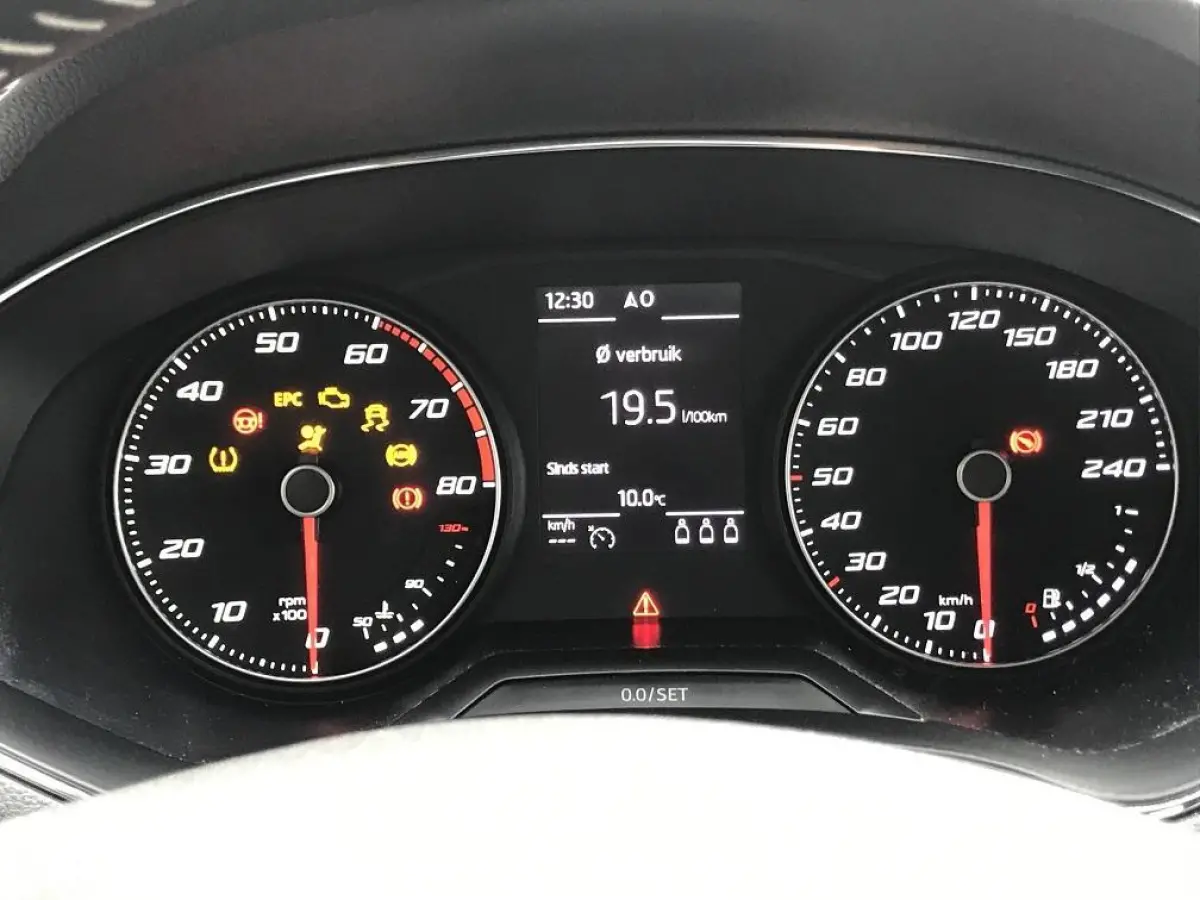 1.0 TSI Xcellence Business Intense