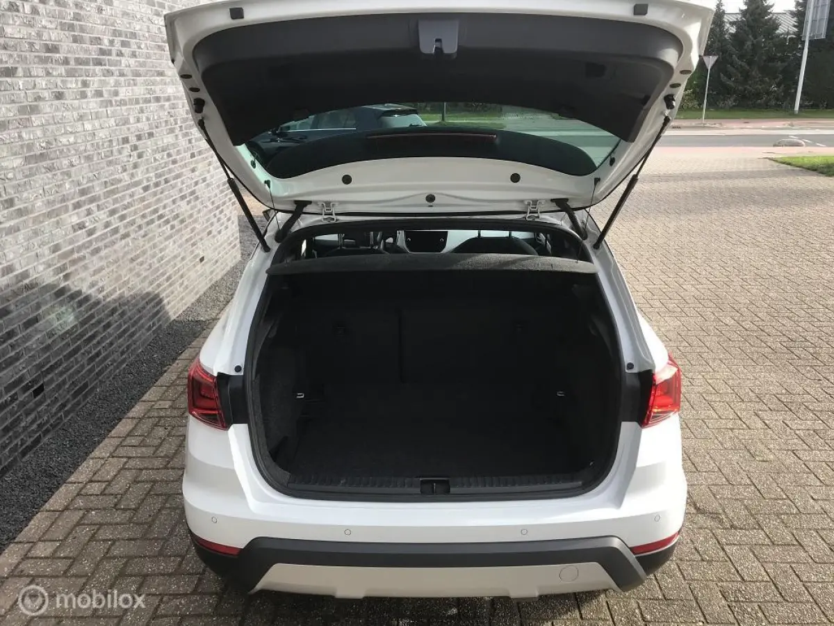 1.0 TSI Xcellence Business Intense