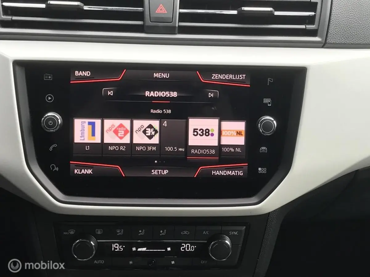 1.0 TSI Xcellence Business Intense