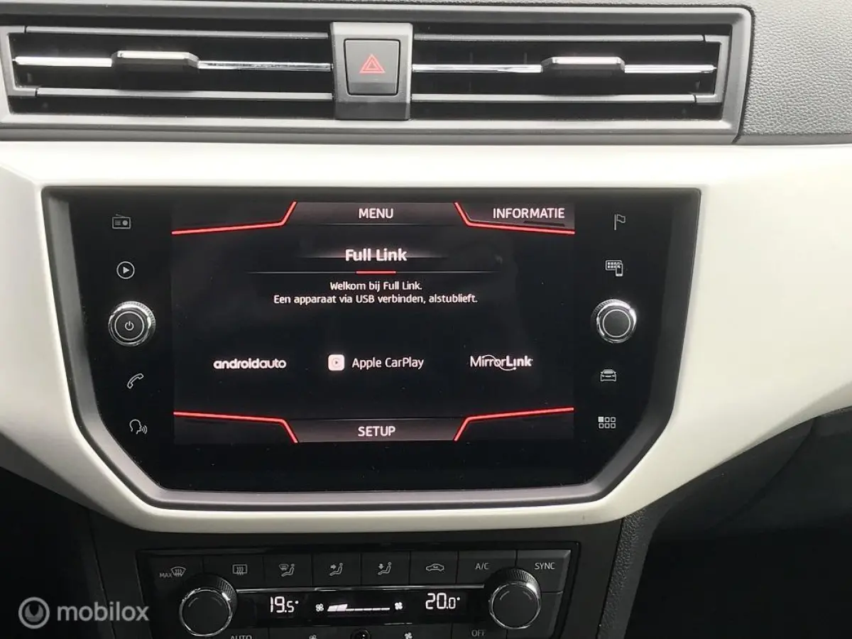 1.0 TSI Xcellence Business Intense