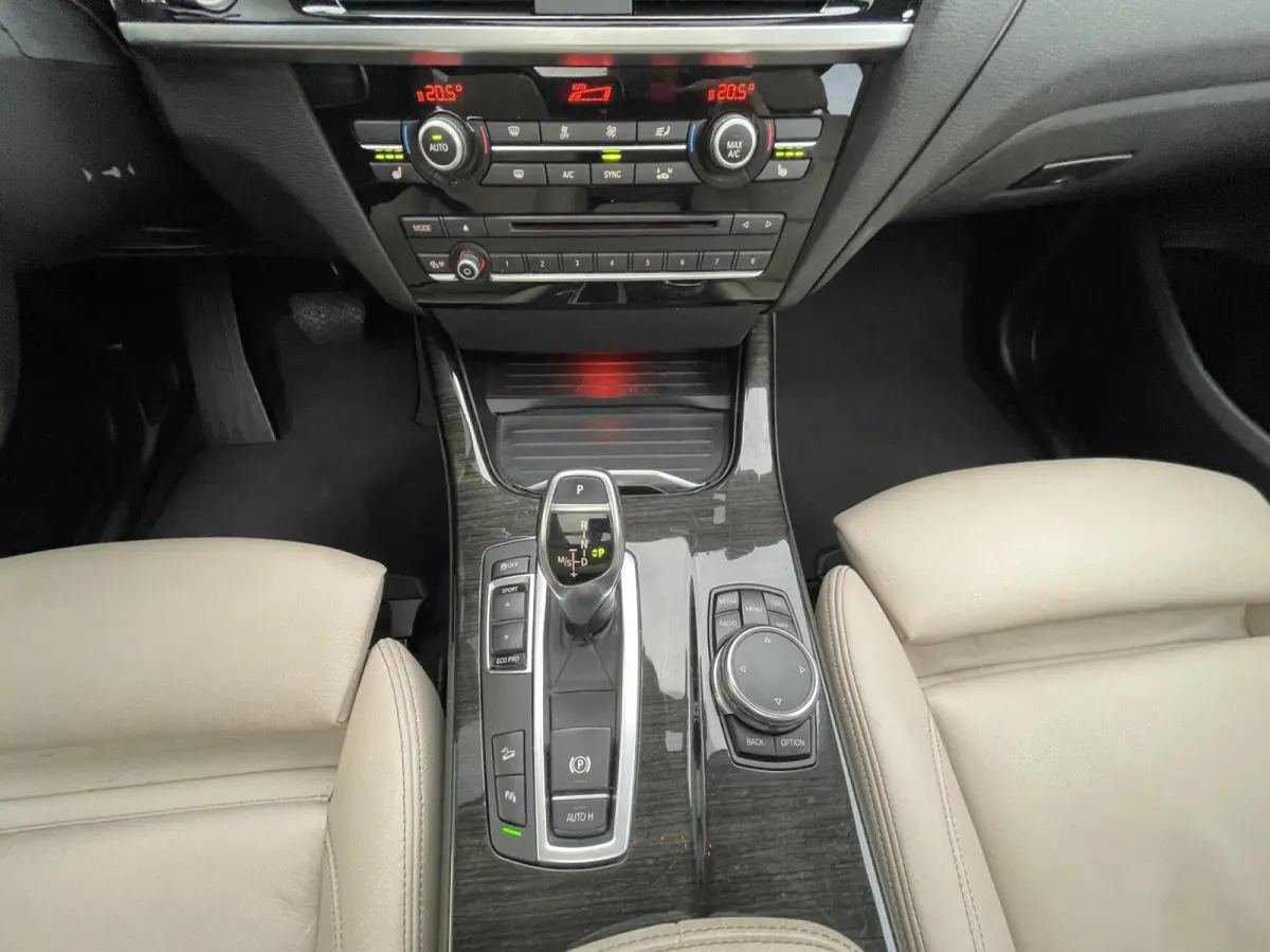 xDrive35i LCI High Executive 306 PK Panorama Camera