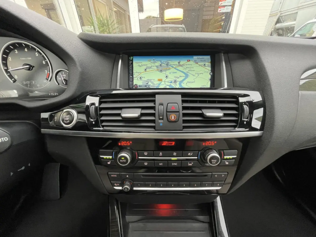 xDrive35i LCI High Executive 306 PK Panorama Camera