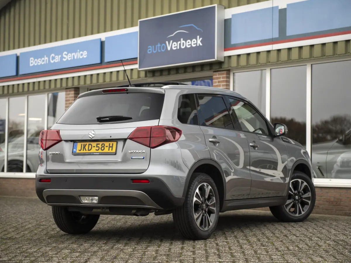 1.4 Boosterjet Style Smart Hybrid | Panoramadak | Navigatie | Apple Carplay/Android Auto | Stoelverwarming | Keyless | Adaptive Cruise Control