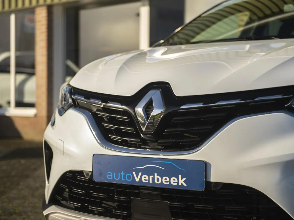 1.0 TCe 90 Intens | Navi & Apple Carplay/Android Auto | Parking pack met camera | LED | Trekhaak | Keyless