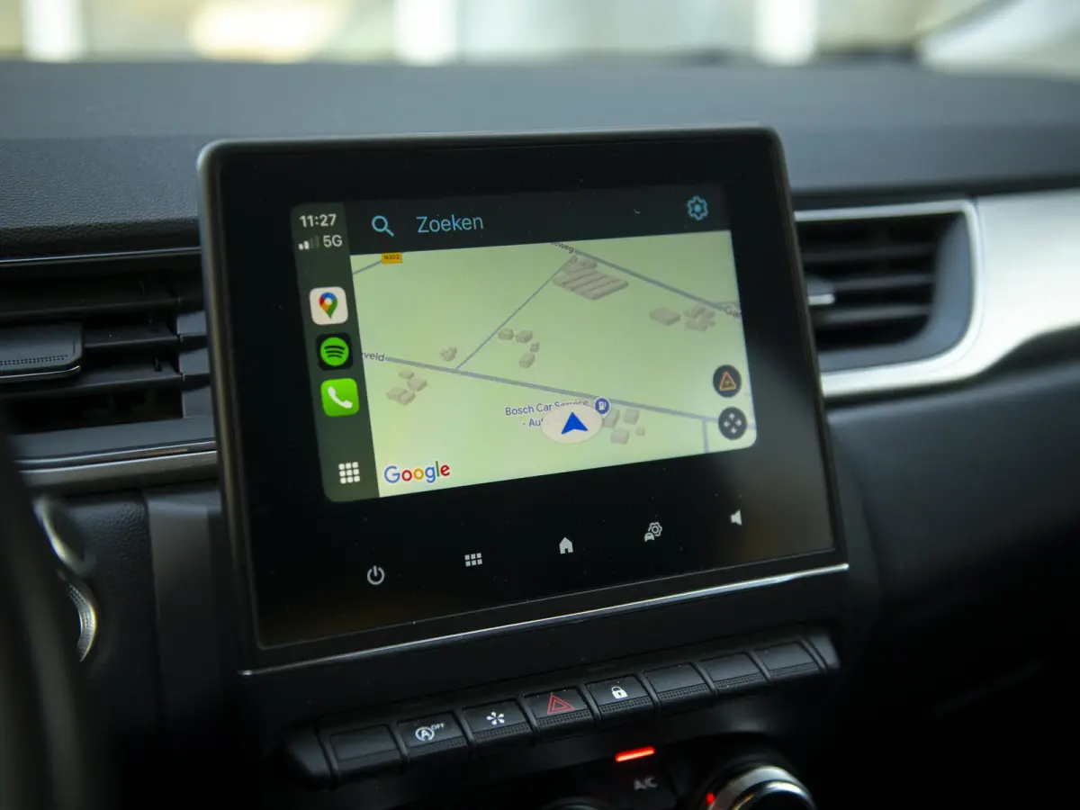 1.0 TCe 90 Intens | Navi & Apple Carplay/Android Auto | Parking pack met camera | LED | Trekhaak | Keyless