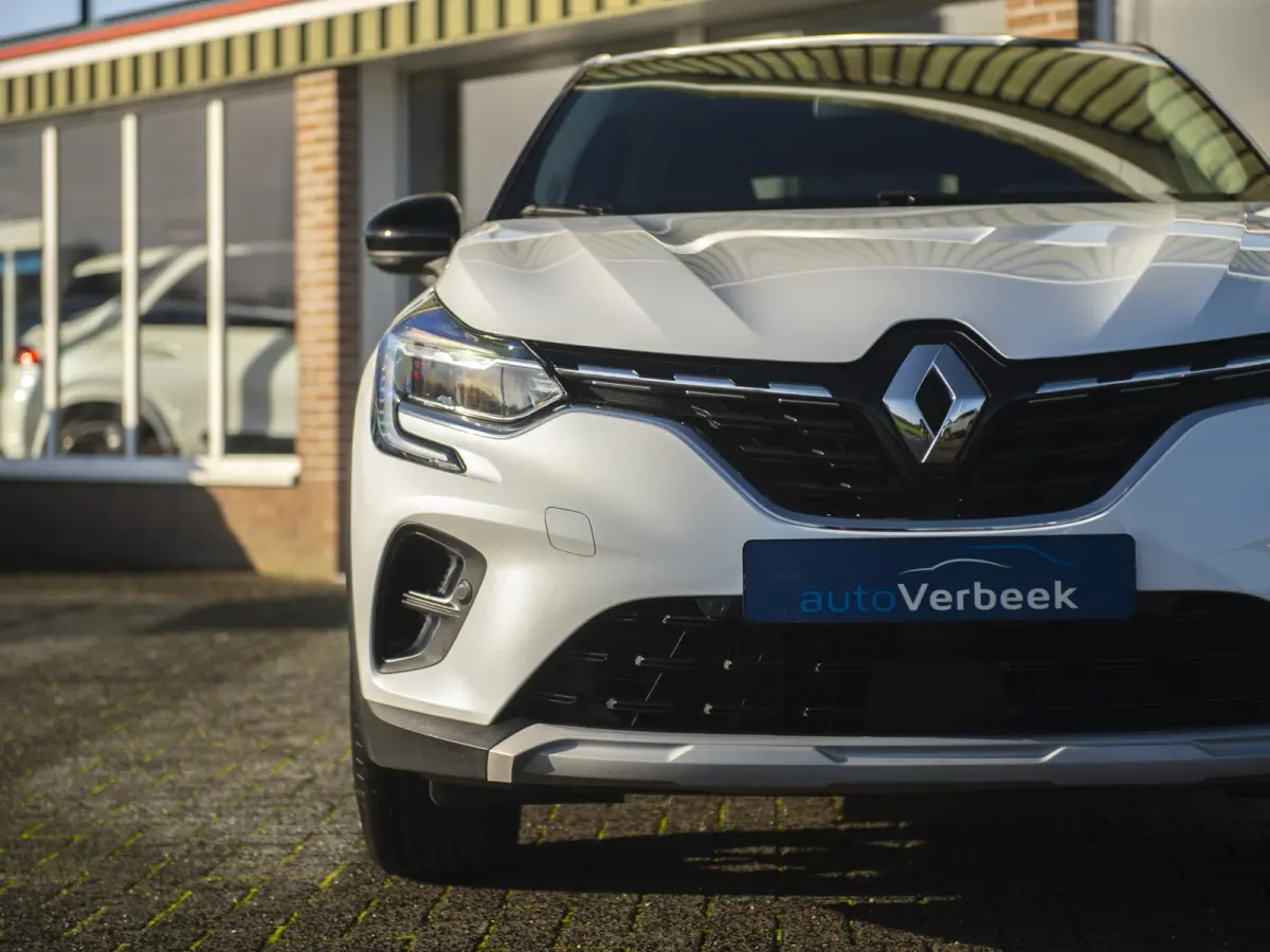 1.0 TCe 90 Intens | Navi & Apple Carplay/Android Auto | Parking pack met camera | LED | Trekhaak | Keyless