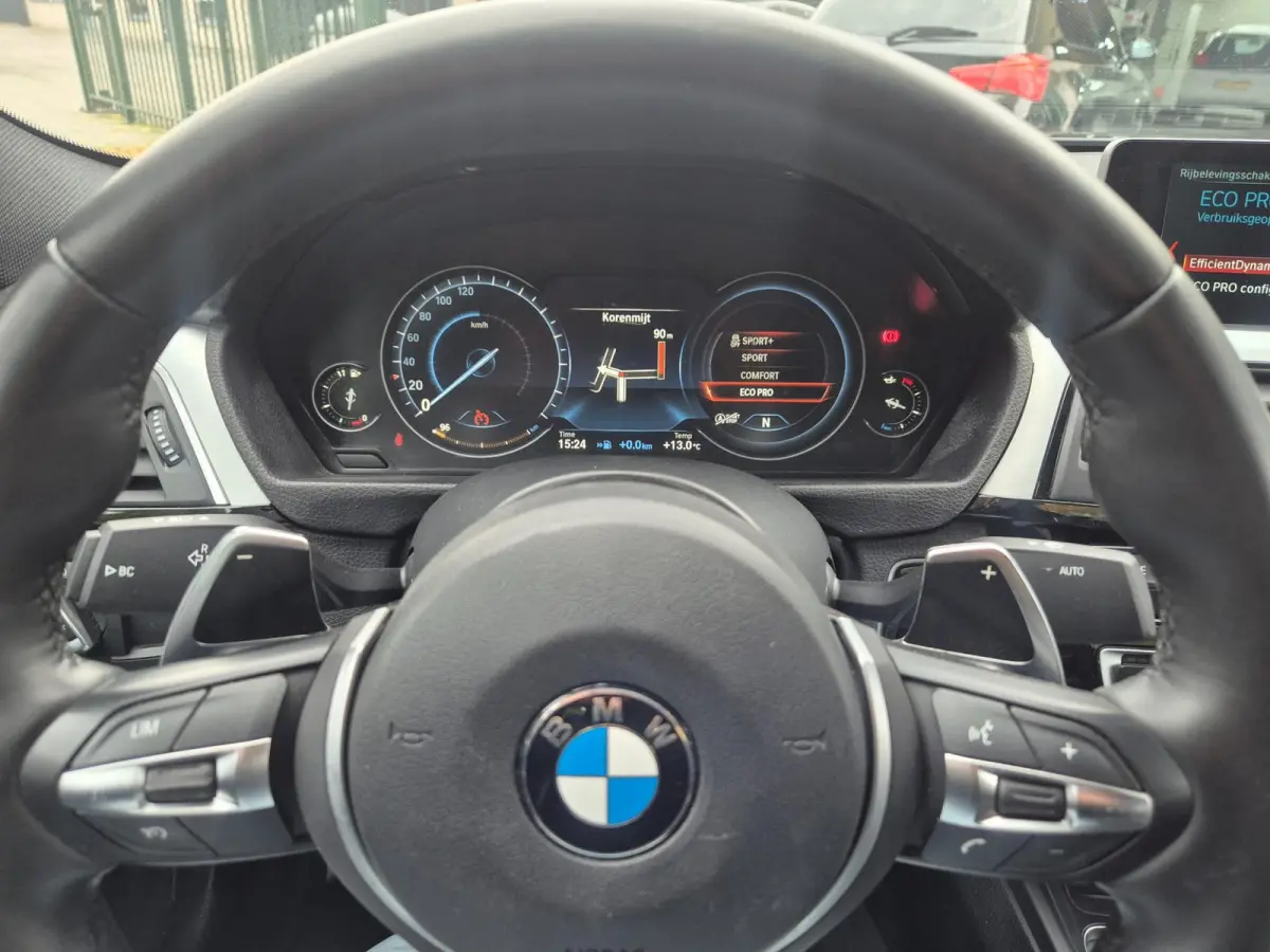 320i F30 M Sport Apple CarPlay Elk. Trekhaak 6WB Dig, Dash Keyless 19inch Breedset GARANTIE 320i Corporate L High Ex