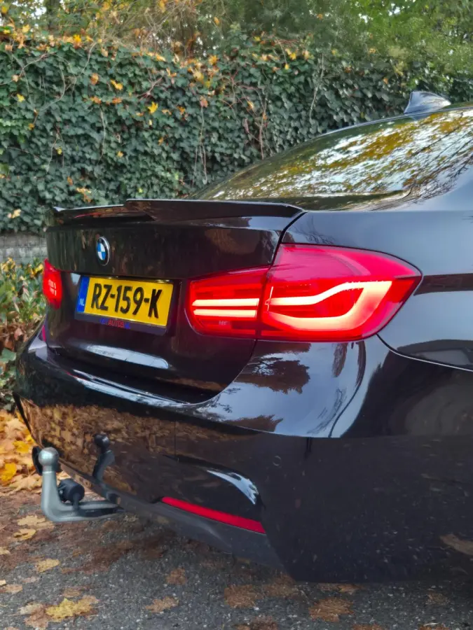 320i F30 M Sport Apple CarPlay Elk. Trekhaak 6WB Dig, Dash Keyless 19inch Breedset GARANTIE 320i Corporate L High Ex