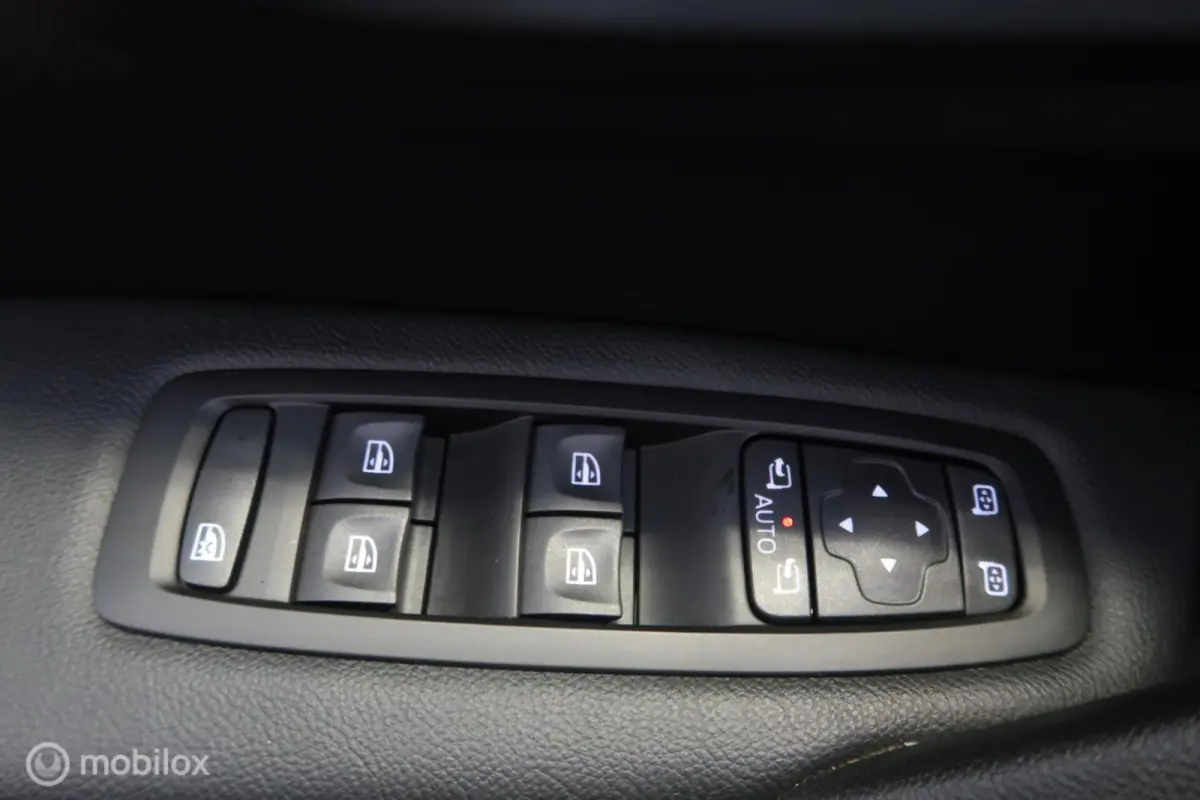 1.3 TCe Intens Pano Carplay Navi 160PK