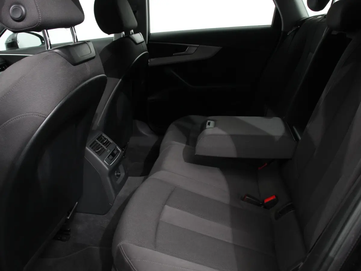 40 TFSI 204pk Prestige Plus S-Tronic Navigatie Climate Control Camera Electrische bedienbare achterklep Virtual Cockpit Led Dab Stoelverwarming