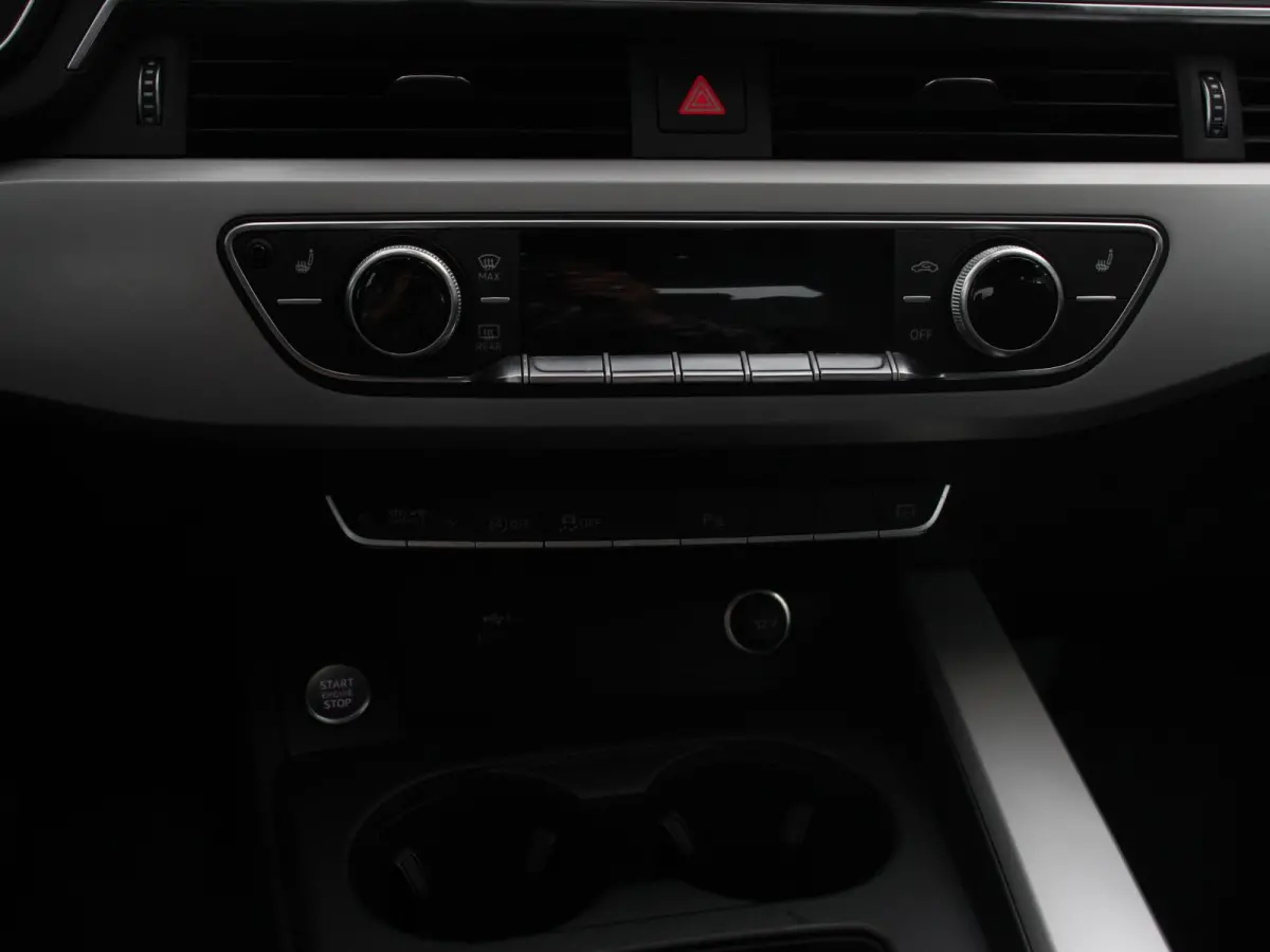 40 TFSI 204pk Prestige Plus S-Tronic Navigatie Climate Control Camera Electrische bedienbare achterklep Virtual Cockpit Led Dab Stoelverwarming