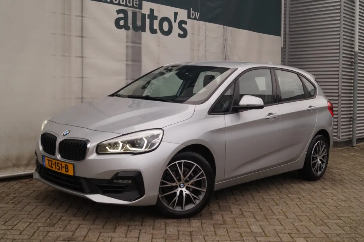 216i Executive Edition -NAVI-ECC-PDC-TREKHAAK-