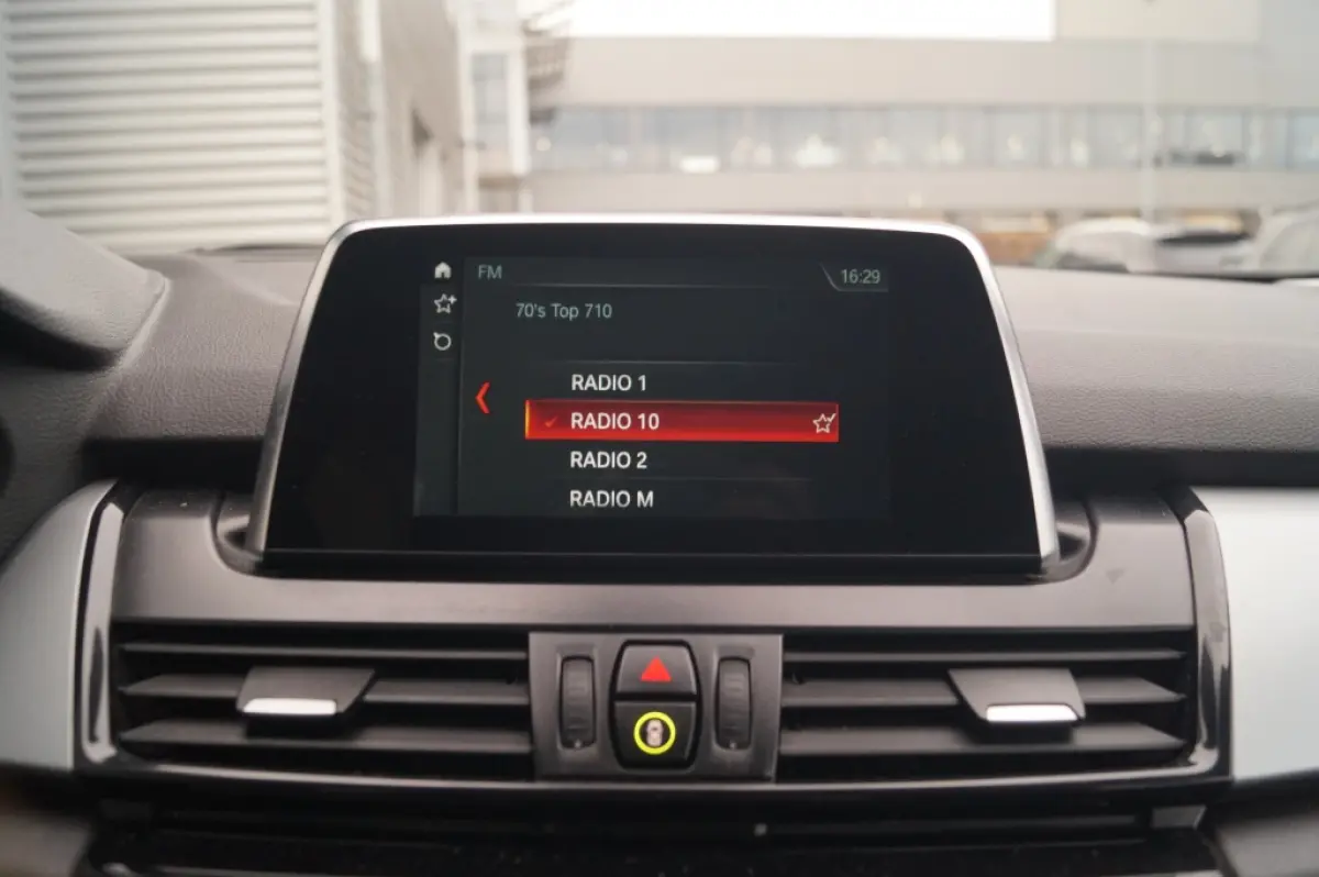 216i Executive Edition -NAVI-ECC-PDC-TREKHAAK-