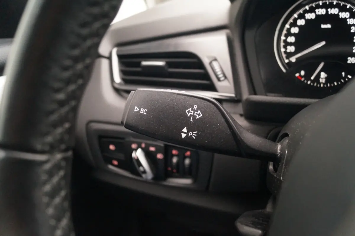 216i Executive Edition -NAVI-ECC-PDC-TREKHAAK-