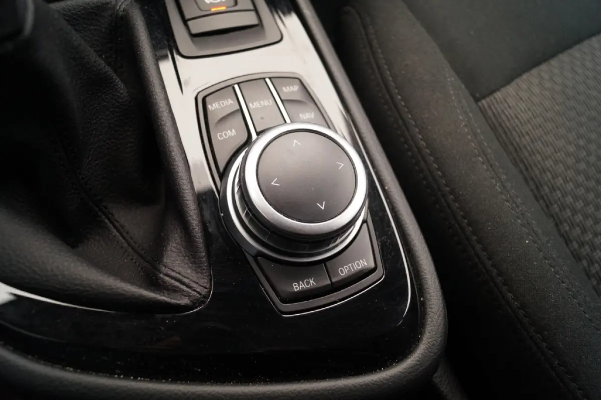 216i Executive Edition -NAVI-ECC-PDC-TREKHAAK-